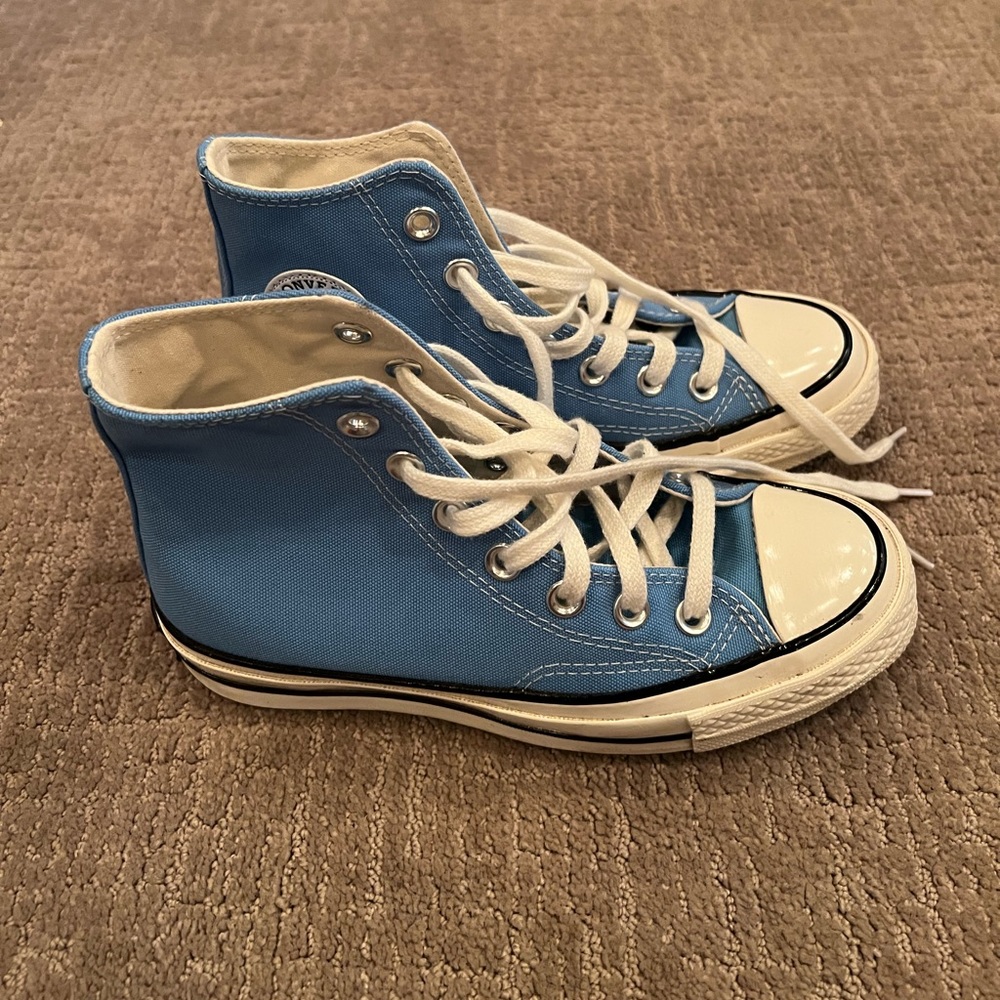 Blue converse - Picture 3 of 6